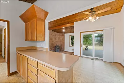 2460 S Dogwood St, Cornelius, OR 97113 - Photo 13