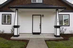 601 W 1st St, Newberg, OR 97132 - Photo 29