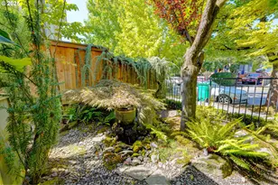 502 NE Knott St, Portland, OR 97212 - Photo 5