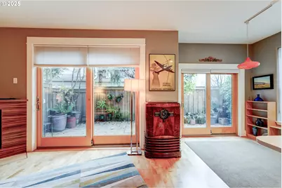 502 NE Knott St, Portland, OR 97212 - Photo 13