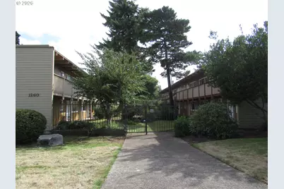 1260 10th St #12, Florence, OR 97439 - Photo 1