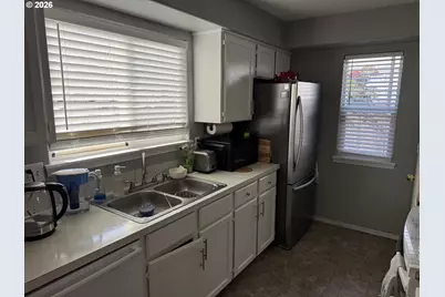 5212 NE 85th Ave, Vancouver, WA 98662 - Photo 13