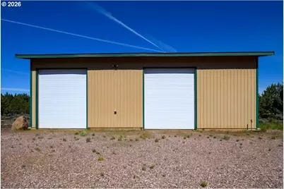 69375 Lake Dr, Sisters, OR 97759 - Photo 9
