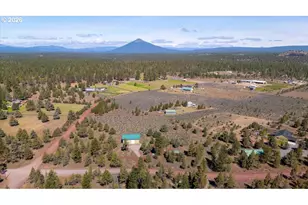 69375 Lake Dr, Sisters, OR 97759 - Photo 1