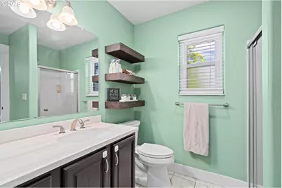 352 SE 68th Ave, Hillsboro, OR 97123 - Photo 31