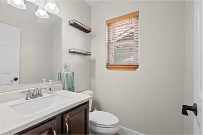 352 SE 68th Ave, Hillsboro, OR 97123 - Photo 21