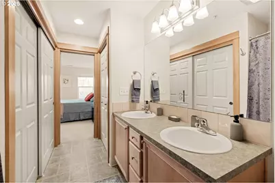 301 W Main St, Hillsboro, OR 97123 - Photo 23