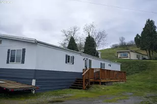 200 Emils Way, Roseburg, OR 97471 - Photo 7