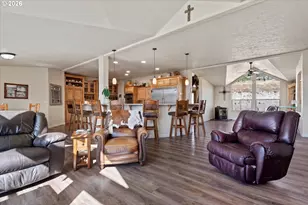 475 Washington Ave, Baker City, OR 97814 - Photo 13