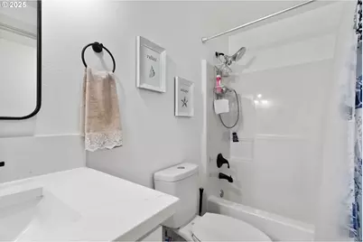 6005 SW 33rd Pl, Portland, OR 97239 - Photo 39