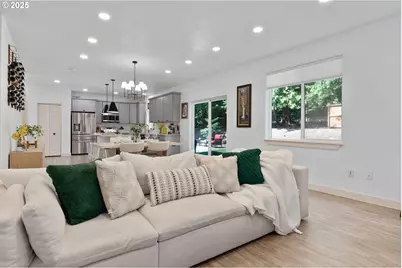 6005 SW 33rd Pl, Portland, OR 97239 - Photo 17