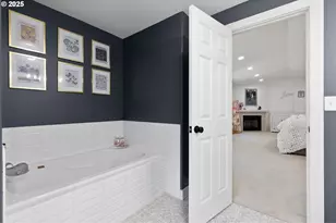 6005 SW 33rd Pl, Portland, OR 97239 - Photo 31