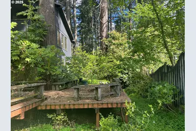 645 Kingswood Ave, Eugene, OR 97405 - Photo 19