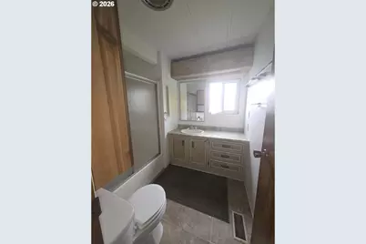 512 Shadow Ranch Ln, Roseburg, OR 97470 - Photo 9