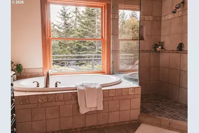 8 Windago Ln, White Salmon, WA 98672 - Photo 23