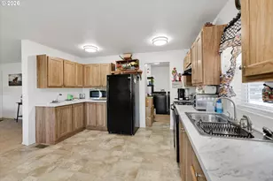 21290 S Beavercreek Rd, Oregon City, OR 97045 - Photo 7