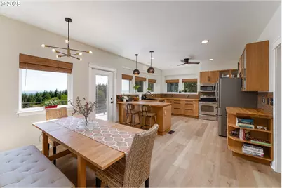 27200 NE Mountain Top Rd, Newberg, OR 97132 - Photo 23