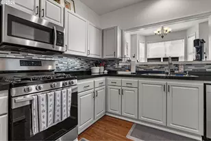 15764 SW Flagstone Dr, Beaverton, OR 97007 - Photo 15
