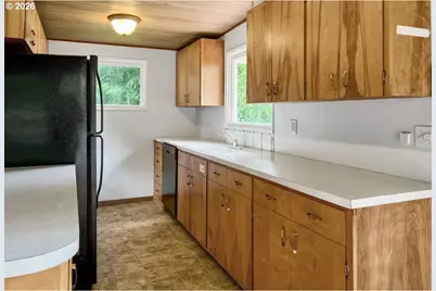 113 Ridge Crest Rd, Lincoln Beach, OR 97388 - Photo 13