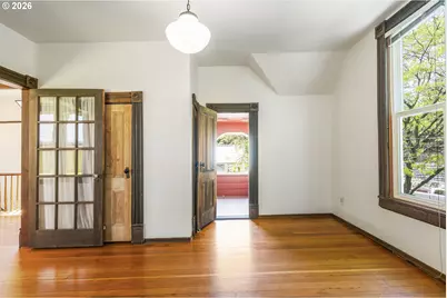 3206 S Kelly Ave, Portland, OR 97239 - Photo 15