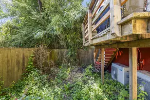 3206 S Kelly Ave, Portland, OR 97239 - Photo 33
