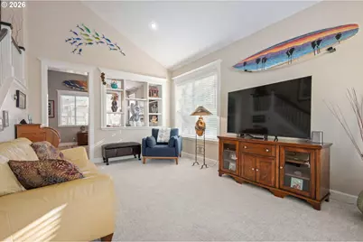 1915 Heitzman Way, Eugene, OR 97402 - Photo 5