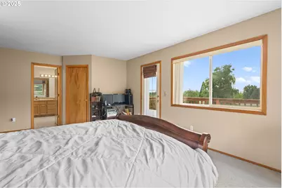 10722 SE Lexington St, Portland, OR 97266 - Photo 35