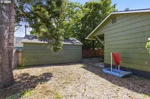 8105 SE Reedway St, Portland, OR 97206 - Photo 25