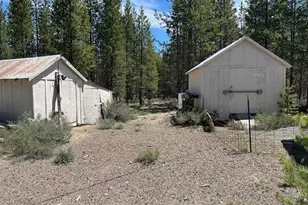 124249 Little Deschutes Dr, Crescent Lake, OR 97733 - Photo 19