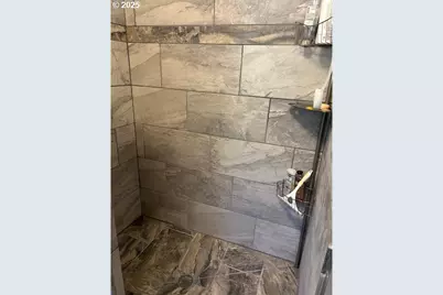 124249 Little Deschutes Dr, Crescent Lake, OR 97733 - Photo 23