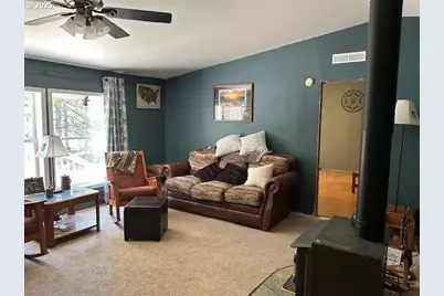 124249 Little Deschutes Dr, Crescent Lake, OR 97733 - Photo 5