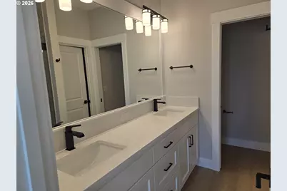 449 SW 15th Ave, Canby, OR 97013 - Photo 17