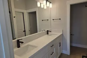 449 SW 15th Ave, Canby, OR 97013 - Photo 17