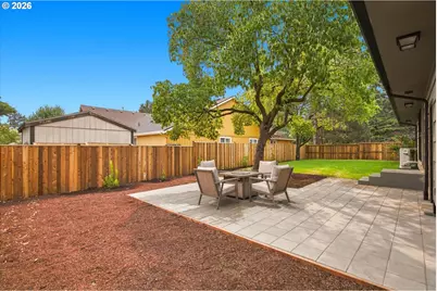 7710 N Washburne Ave, Portland, OR 97217 - Photo 3