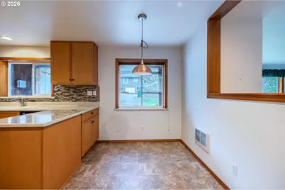 1630 Underwood Ave, Coos Bay, OR 97420 - Photo 11