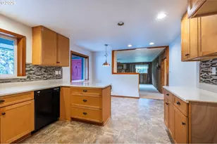 1630 Underwood Ave, Coos Bay, OR 97420 - Photo 15