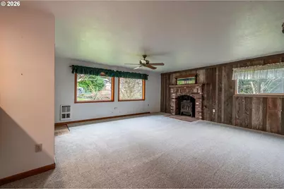 1630 Underwood Ave, Coos Bay, OR 97420 - Photo 9