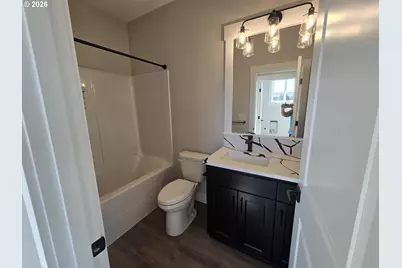 447 SW 15th Ave, Canby, OR 97013 - Photo 9