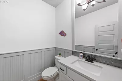 1024 NE Going St, Portland, OR 97211 - Photo 19