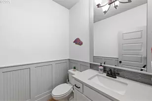1024 NE Going St, Portland, OR 97211 - Photo 19