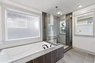 1024 NE Going St, Portland, OR 97211 - Photo 29