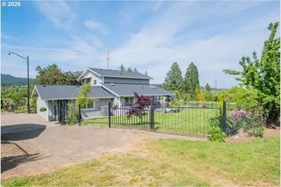 208 NW Lewisburg Ave, Corvallis, OR 97330 - Photo 37