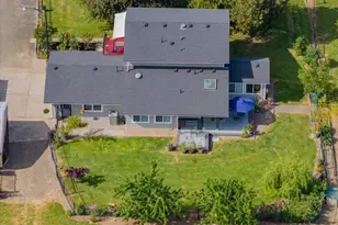 208 NW Lewisburg Ave, Corvallis, OR 97330 - Photo 29