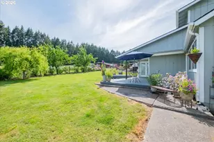208 NW Lewisburg Ave, Corvallis, OR 97330 - Photo 9