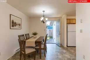 211 Valley Ct, Sutherlin, OR 97479 - Photo 7