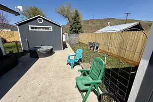 103 W 4th St, Wallowa, OR 97885 - Photo 11