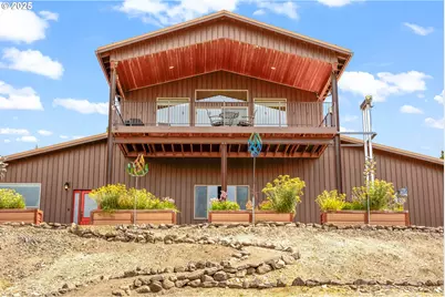 9209 NW Sharp Rd, Prineville, OR 97754 - Photo 3