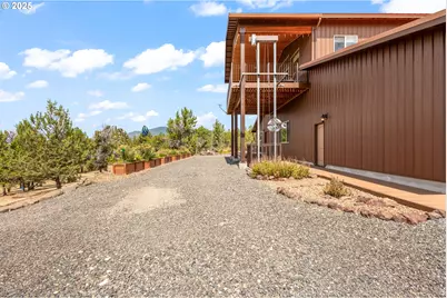 9209 NW Sharp Rd, Prineville, OR 97754 - Photo 37