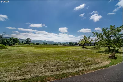 152 Jacob Hale Way, Roseburg, OR 97471 - Photo 33