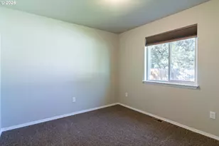 1481 NE Kenna Dr, Hermiston, OR 97838 - Photo 13